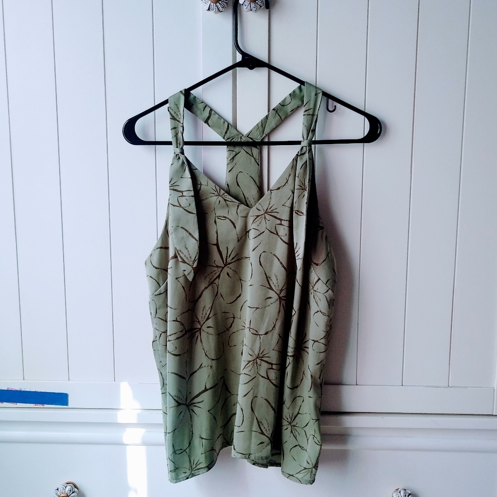 Mossimo Floral V-Neck Flowy Tank Front Ties (M)